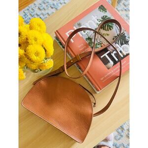 MADEWELL The Simple Half-Moon Crossbody Bag